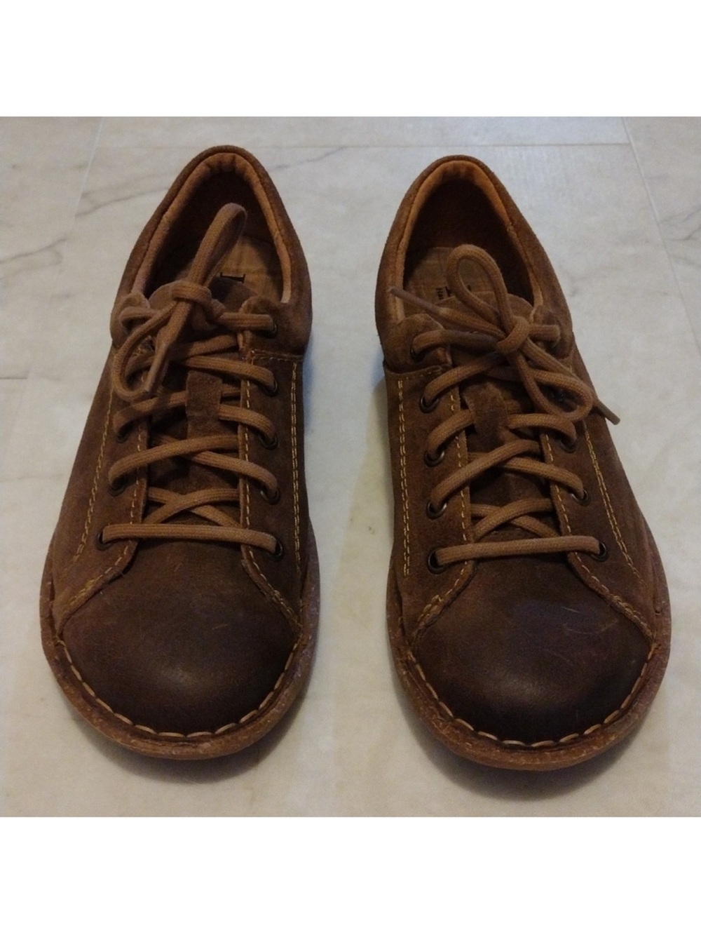 Born Brown Suede Lace-Up Sneakers 8ladies 8.5 - Picture 5 of 7